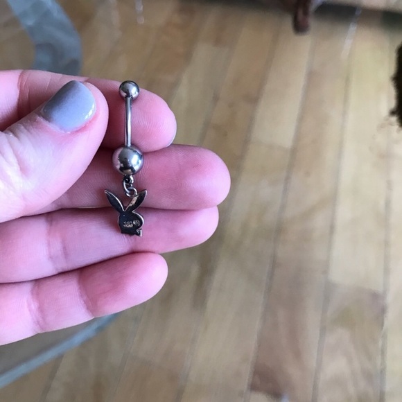 Belly button ring - Picture 2 of 2